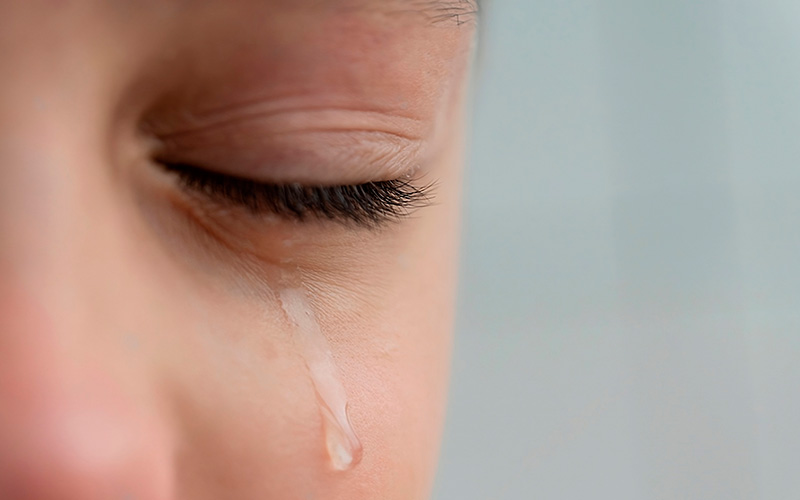 lacrimejamento na criança